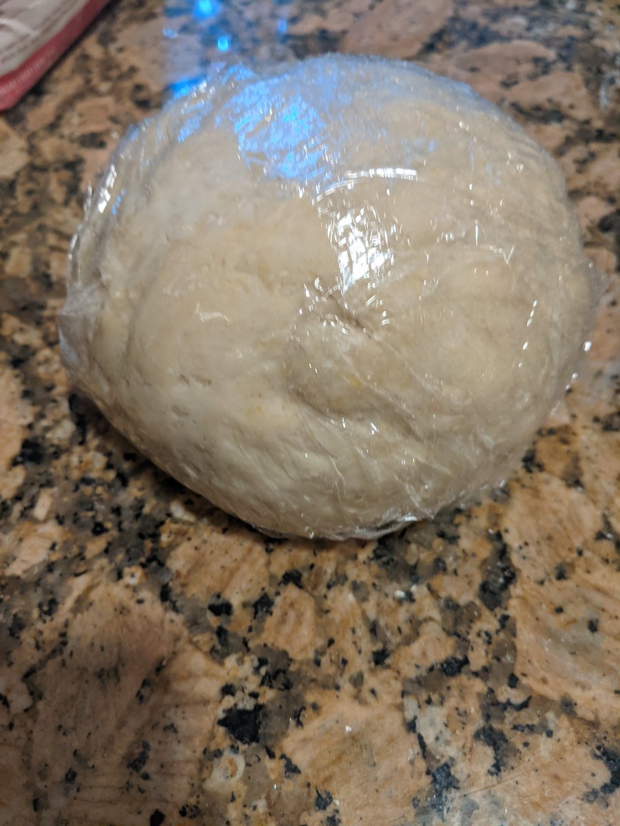 Tightly wrap up the dough and let it rest for the next 45-60 minutes. We're going to focus on the filling now!