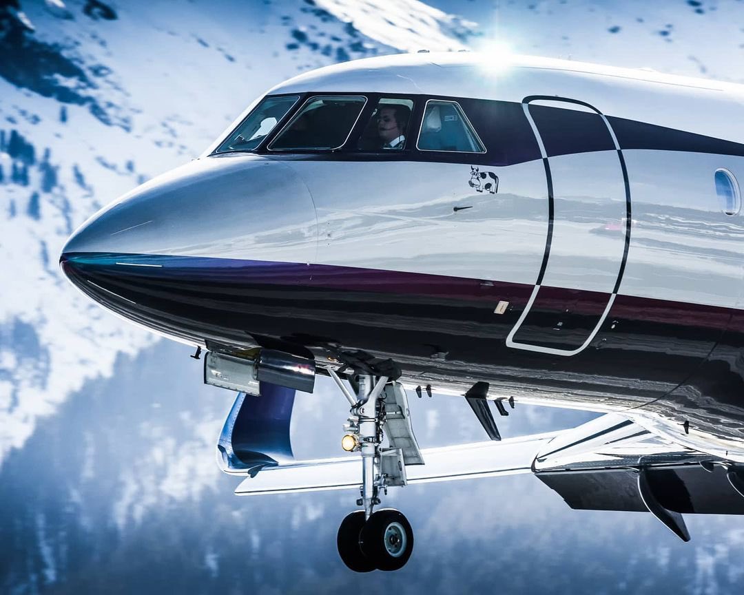 #BusinessJets @dxmekch ® happy new year to you all #Dassault #Falcon900 #F900
.
#instagramaviation
#megaplane
#BusinessAviation
#FlyPrivate
#PrivateJet 
#CharterJet
#BizJet
#Flight
#Luxury 
#Travel
#EmptyLeg
#BusinessJet
#CorporateJet
#Aviation