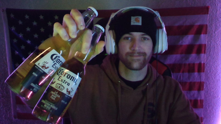 greasysunnyvale's tweet image. cheers &amp;amp; happy new years

come hangout :) twitch.tv/greasysunnyvale
