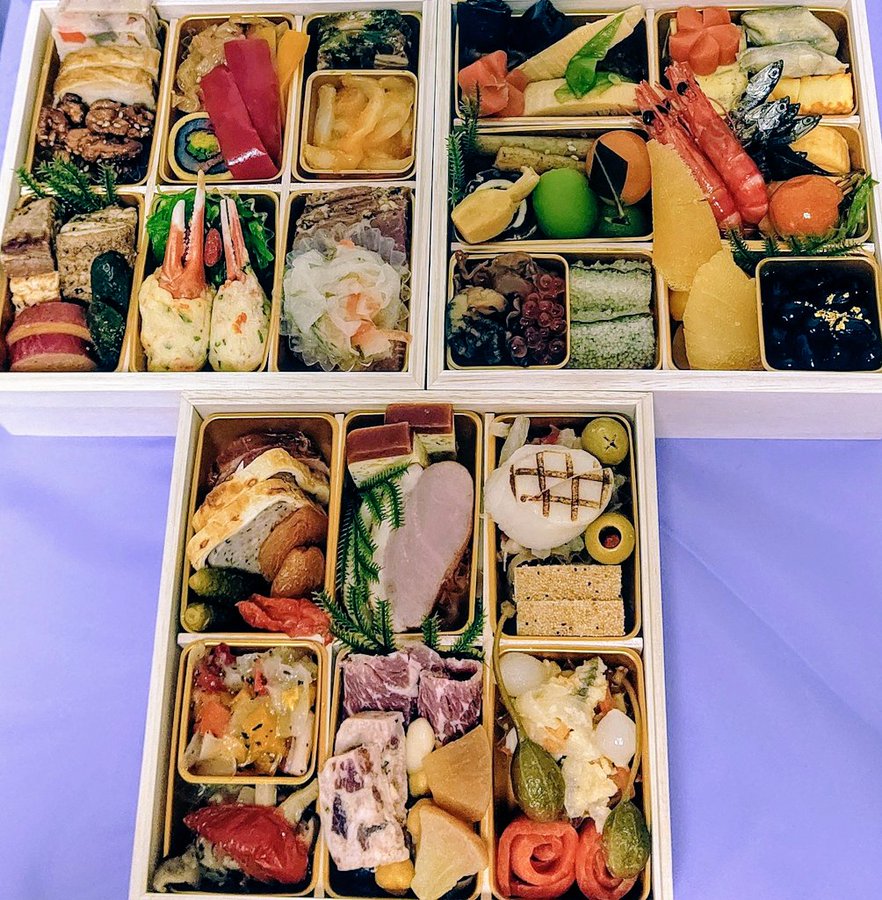 宝塚ホテルおせち口コミ23 宝塚大劇場のオフィシャルホテルお節 宮崎のランチ 居酒屋 食事処情報 食べ歩きブログ