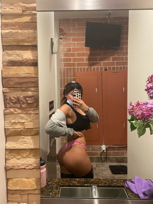 Last leg day of 2020 https://t.co/PKIKjsCmmm