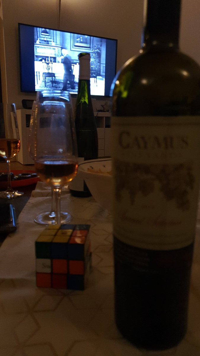 x_cgn's tweet photo. Happy New Year https://t.co/zTnd5wD1sP