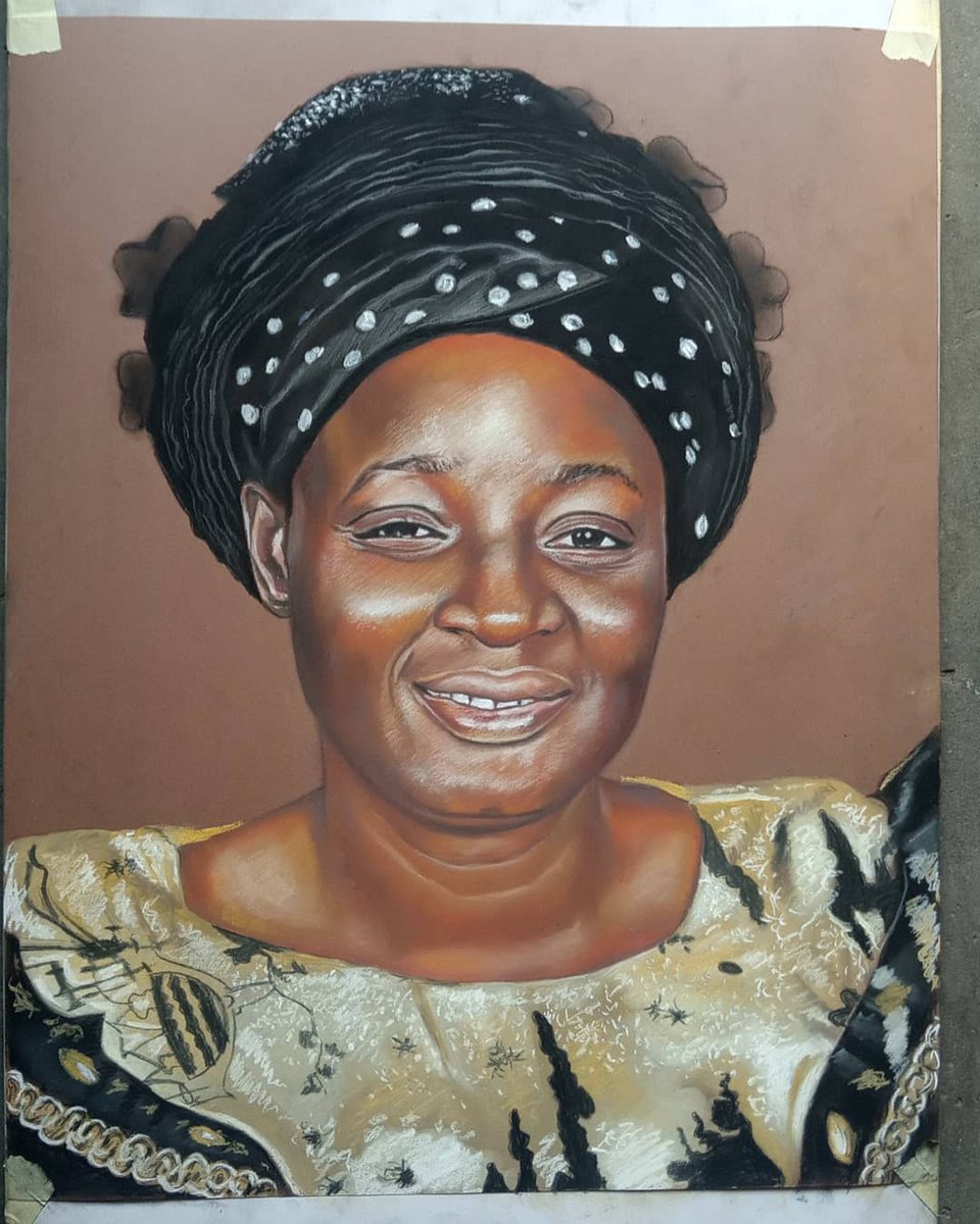 IamD4dayo's tweet image. Happy New year Guys🥂...

My Last Commissioned piece of 2020😋🥂

Size - 16 by 20 inches
Medium - Pastel and Charcoal pencil

Thank you all for patronizing us🙏🏼
#NewYear #lastdayof2020 #HAPPYNEWYEAR #NewYear2021 #366of366