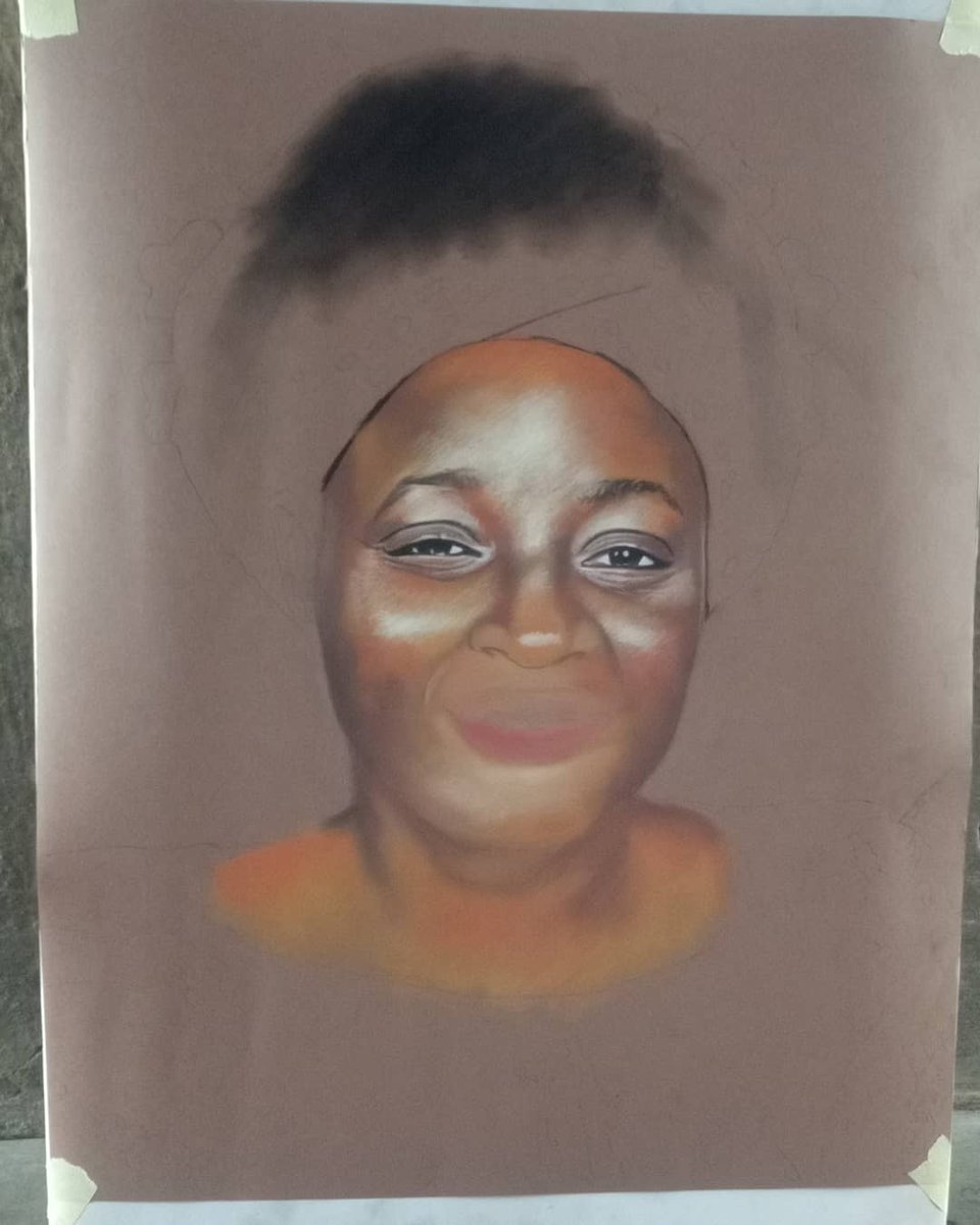 IamD4dayo's tweet image. Happy New year Guys🥂...

My Last Commissioned piece of 2020😋🥂

Size - 16 by 20 inches
Medium - Pastel and Charcoal pencil

Thank you all for patronizing us🙏🏼
#NewYear #lastdayof2020 #HAPPYNEWYEAR #NewYear2021 #366of366