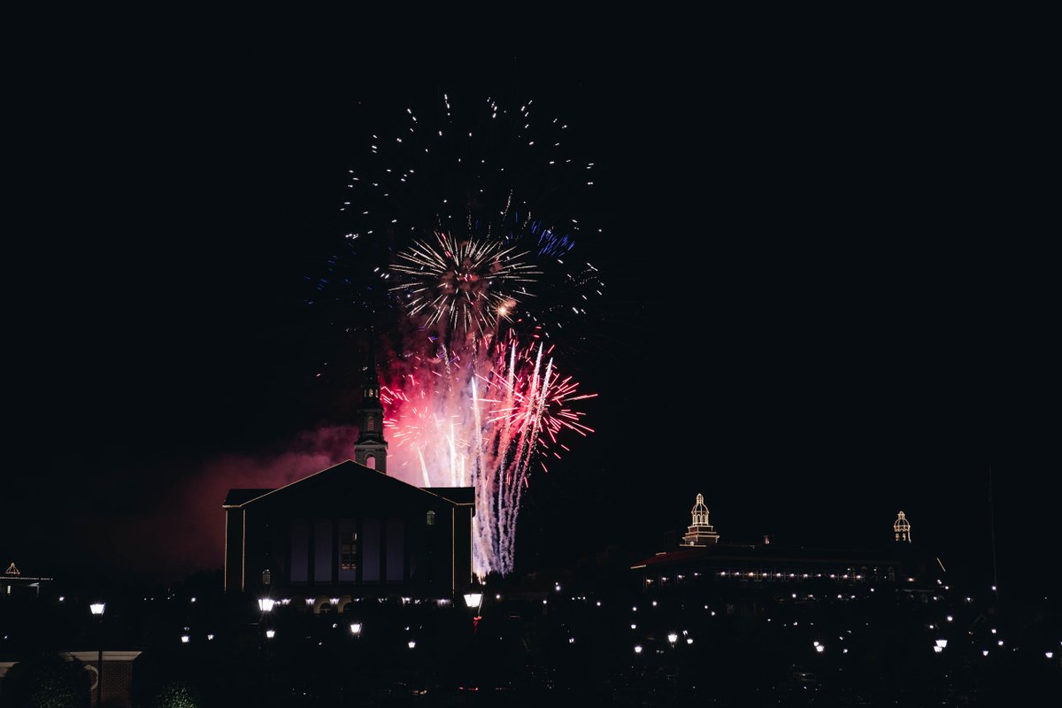 New year, who dis? We survived 2020 y'all! 🥳