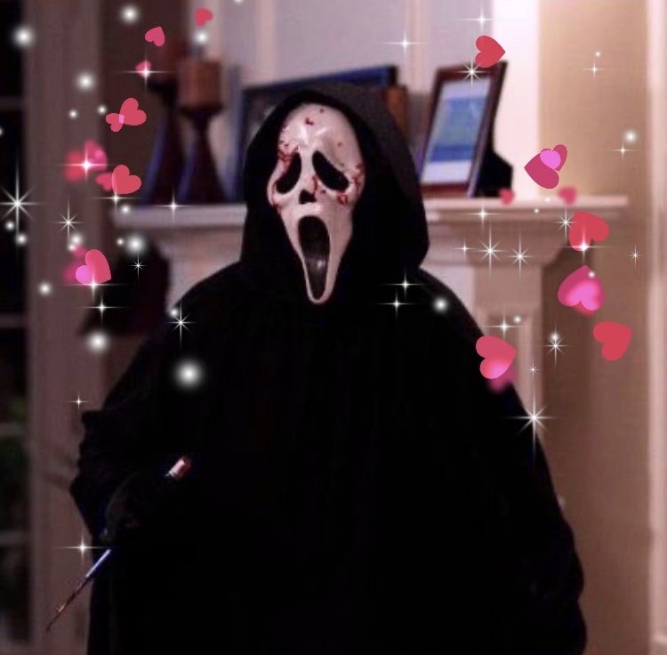 Sailorrumhamm's tweet photo. Ghostface - Scream #cosplay #ghostface #scream #cosplaysof2020 https://t.co/VYFQr0wHSd