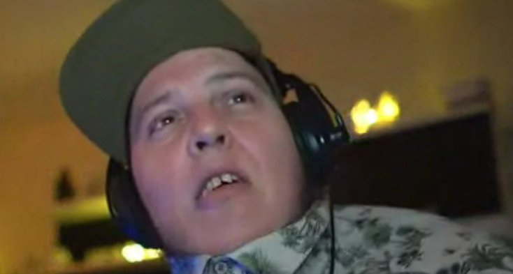 Me he sometido a un cambio radical para este nuevo año , os lo habéis perdido en el directo de Fin de año..... nos vemos el día 2 ....