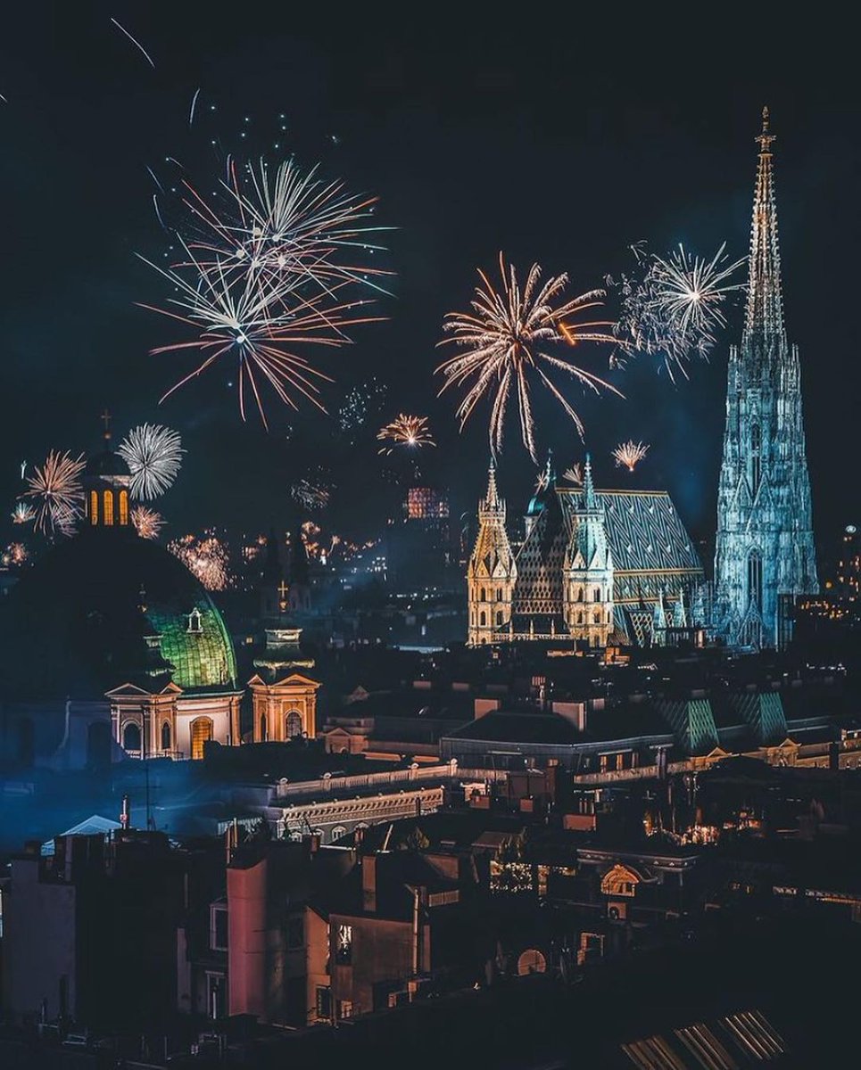 Happy New Year from Vienna! Looking ahead and not back, let's not mention the previous year anymore