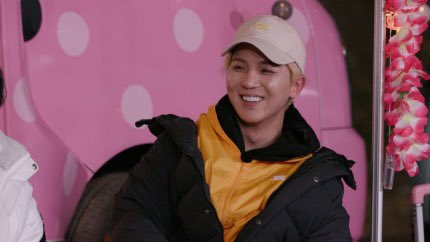 pearl4minhoon's tweet photo. 'Gamsung Camping' Song Mino "I’ve never dated since my debut..I’m lonely everyday"

Omo ㅋㅋ큐ㅠㅠㅠㅠ @official_mino_ 

This is tonight btw~ 1st schedule of 2021 💙

https://t.co/29Cu5GmV99 https://t.co/2eiufZ8ipy