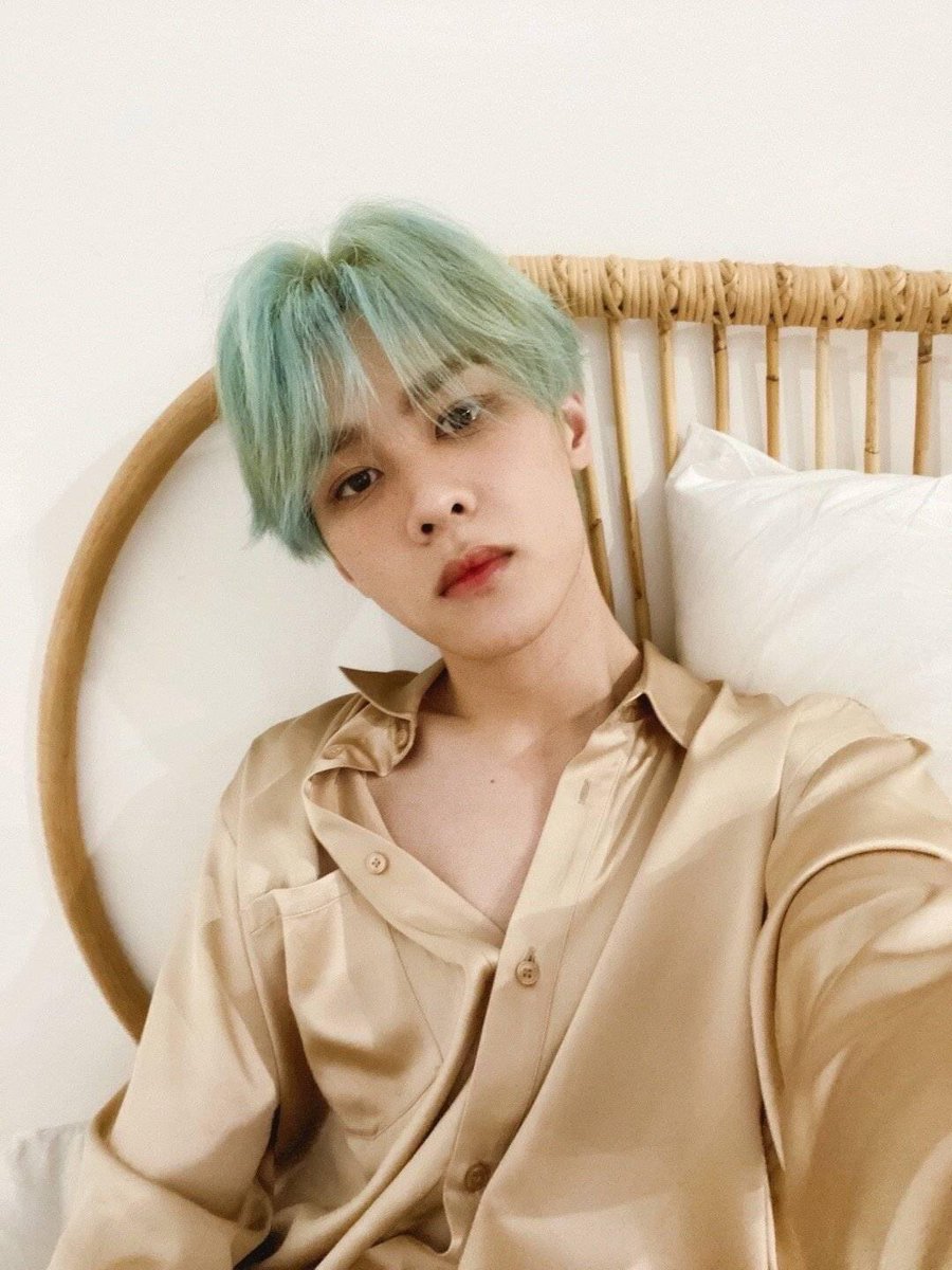 OnyxRhys's tweet photo. El día de hoy, un hermoso y maravilloso hombre está cumpliendo años, por favor démosle mucho amor a Kun♥️ 
#HAPPYKUNDAY https://t.co/0NHWI4n8ez