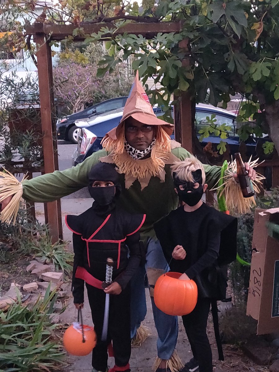 6. Lingering over (outdoor, distanced) conversations with neighbors, instead of doing the perfunctories and moving on (apparently, I have only photographed neighbors on Halloween)
