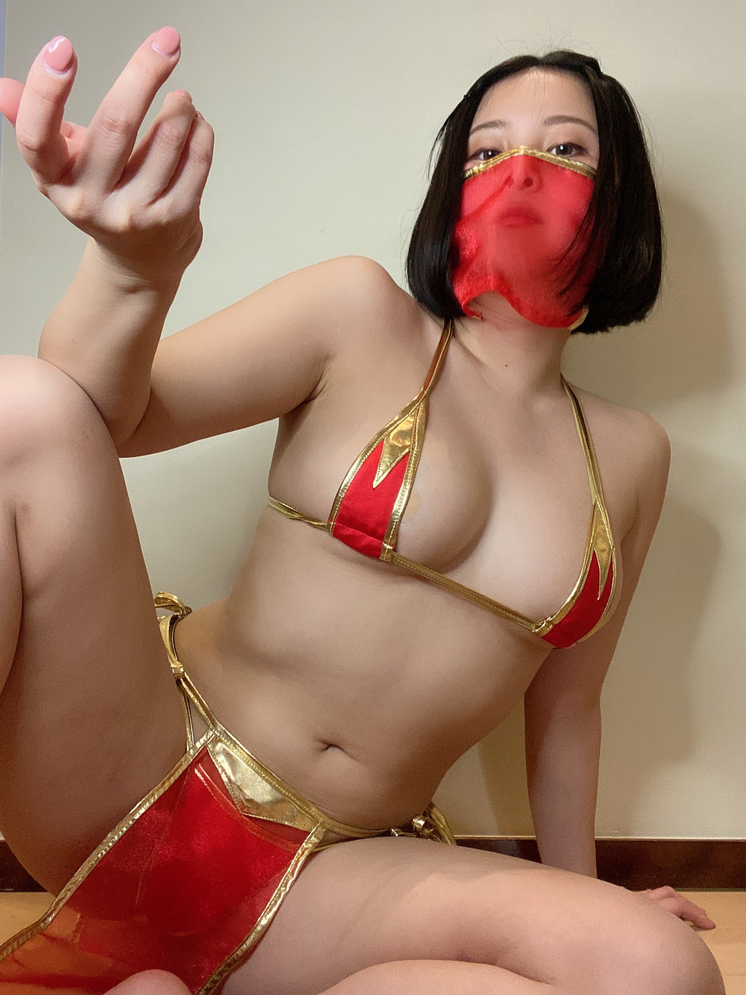 画像,コスホリで購入した裸装門(@pichimuchi )のslavedollを着てみました❤️男が踏み入ると帰ることができなくなってしまう女しかいない荒れ果てた村の…
