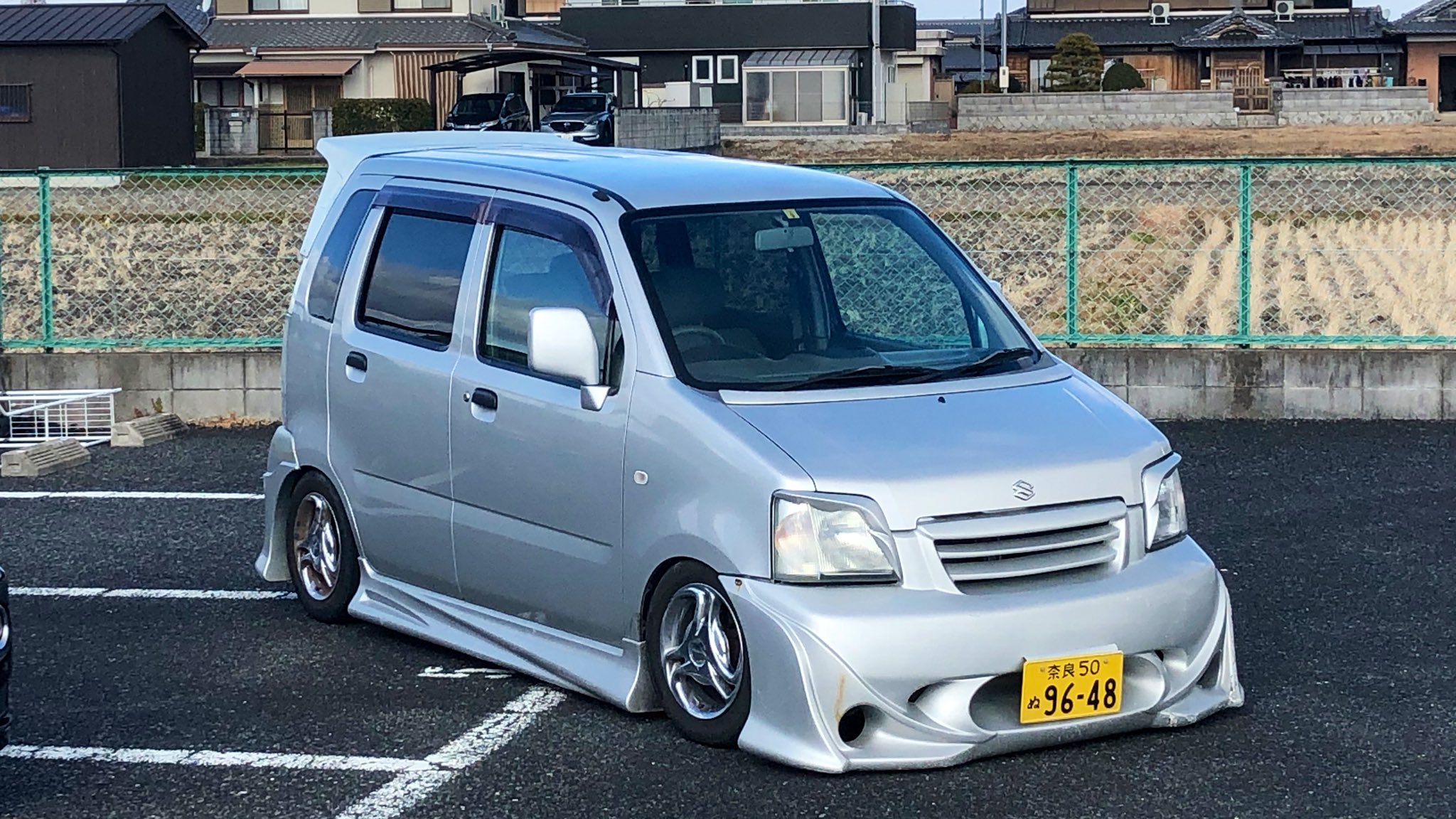 MCワゴンR ギャルソン・ブラックマフィア 刻印なし フルエアロ