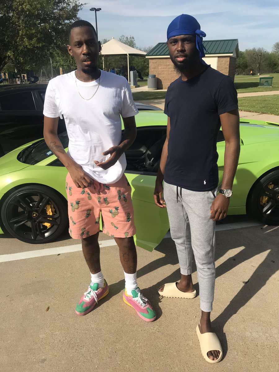 AyoRalphh's tweet image. My #top4of2020 was pretty live before everything got shut down😈