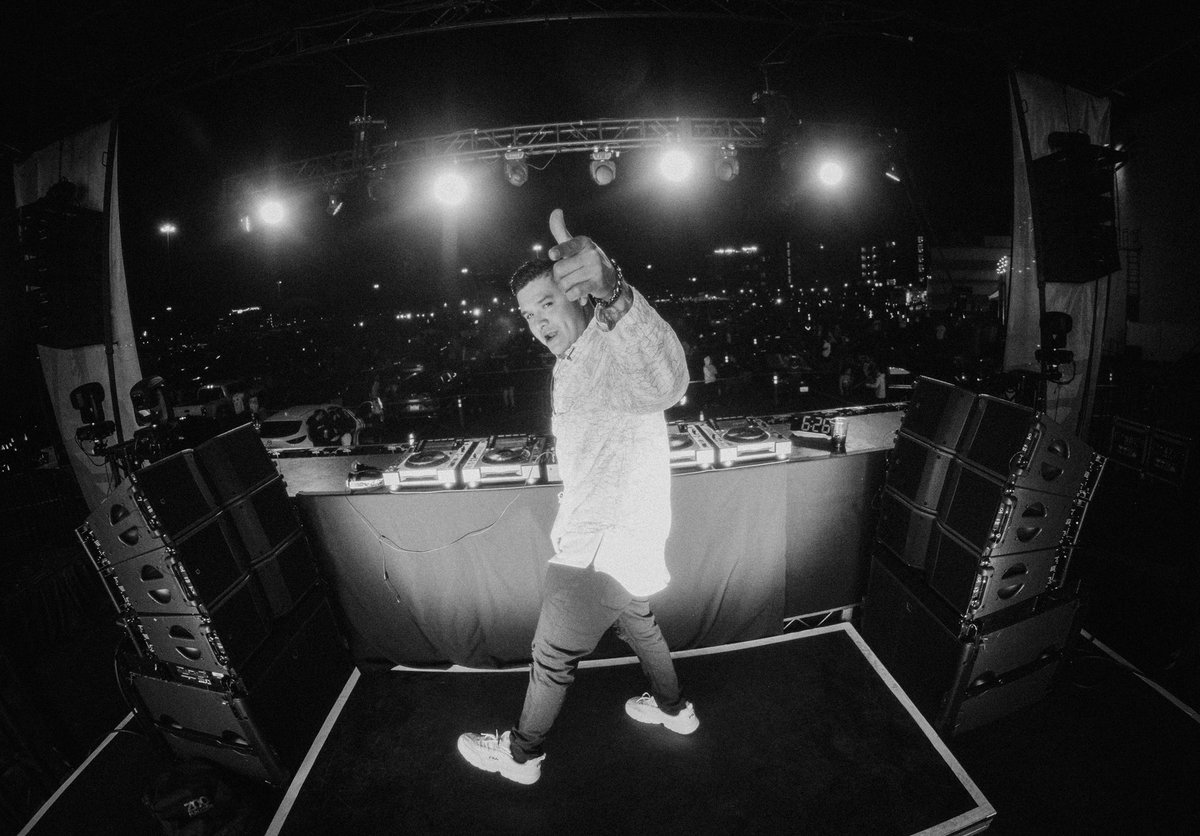 So As we say goodbye to 2020, i just wanted to take a moment to thank all of you for being the BEST FANS EVER, I know 2020 didn’t really quite play the way we hoped for . I wish you all the best and may all your dreams come true. I love you guys Happy New Year!🎆 

ZooFunktion 🤍