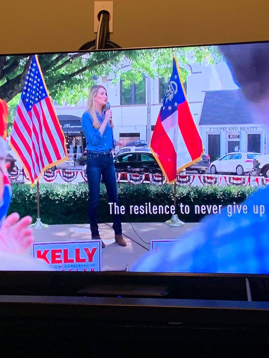 Apparently <a href="/KLoeffler/">Kelly Loeffler</a>'s team didn't know how to spell "resilience" in her latest ad 😂😂😂

(credit to <a href="/averyewarner/">Avery Warner</a> for noticing)