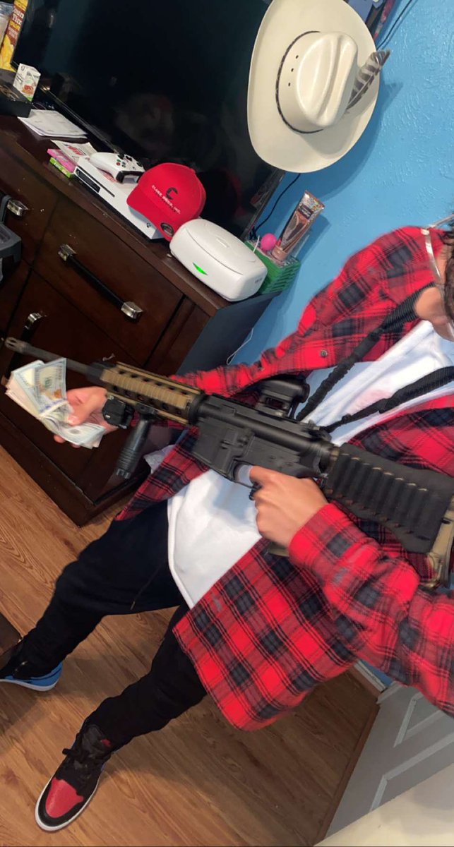 Lil_Dave tweet media