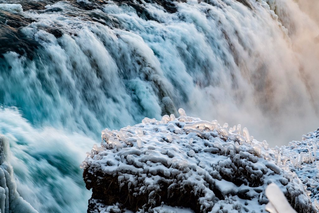 Creaturenoises's tweet image. Happy New Year folks! 

Big love and take care xxx 

#iceland #icelandtravel #Gullfosswaterfall
