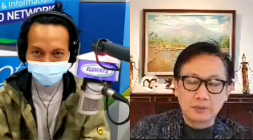 RadioElshinta's tweet photo. Memantau WNI yg berada di Jerman dimasa Pandemi Covid-19?

SIMAK! Saat ini kami berbincang dgn Duta Besar Indonesia utk Jerman, Arif Havas.  

LIVE di Radio Elshinta 90FM dan Instagram Elshinta https://t.co/2ccOETKUcU https://t.co/J04B6i8XYH