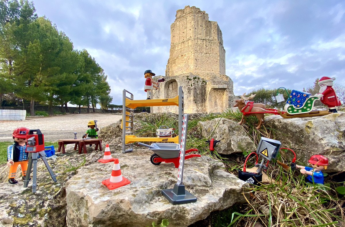 GeometreGabanon's tweet photo. Tous nos meilleurs vœux 🎊 pour cette nouvelle année 2021 ! Nous espérons que vous avez passé de bonnes fêtes 🎅🏼 et souhaitons une bonne reprise à tous les corps de métiers 🏗👷🏻‍♀️ #bonneannee2021 #geometre #HappyNewYear2021 https://t.co/ieKj6y09Wy