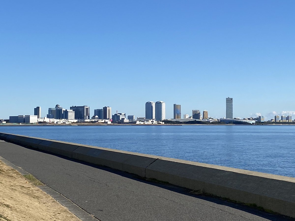 海浜幕張に住む 今年の乗り初めです 茜浜に行ってきましたが 新浦安がすぐ近くに見え富士山もよく見えました 海浜幕張から自転車で15 分 車道が走れなくてもサイクリングロードと広い歩道があります 海浜幕張に住む 今年の乗り初めです 茜浜に行ってきましたが 新浦安がすぐ近くに見え富士山もよく見えました 海浜幕張から自転車で15 分 車道が走れなくてもサイクリングロードと広い歩道があります