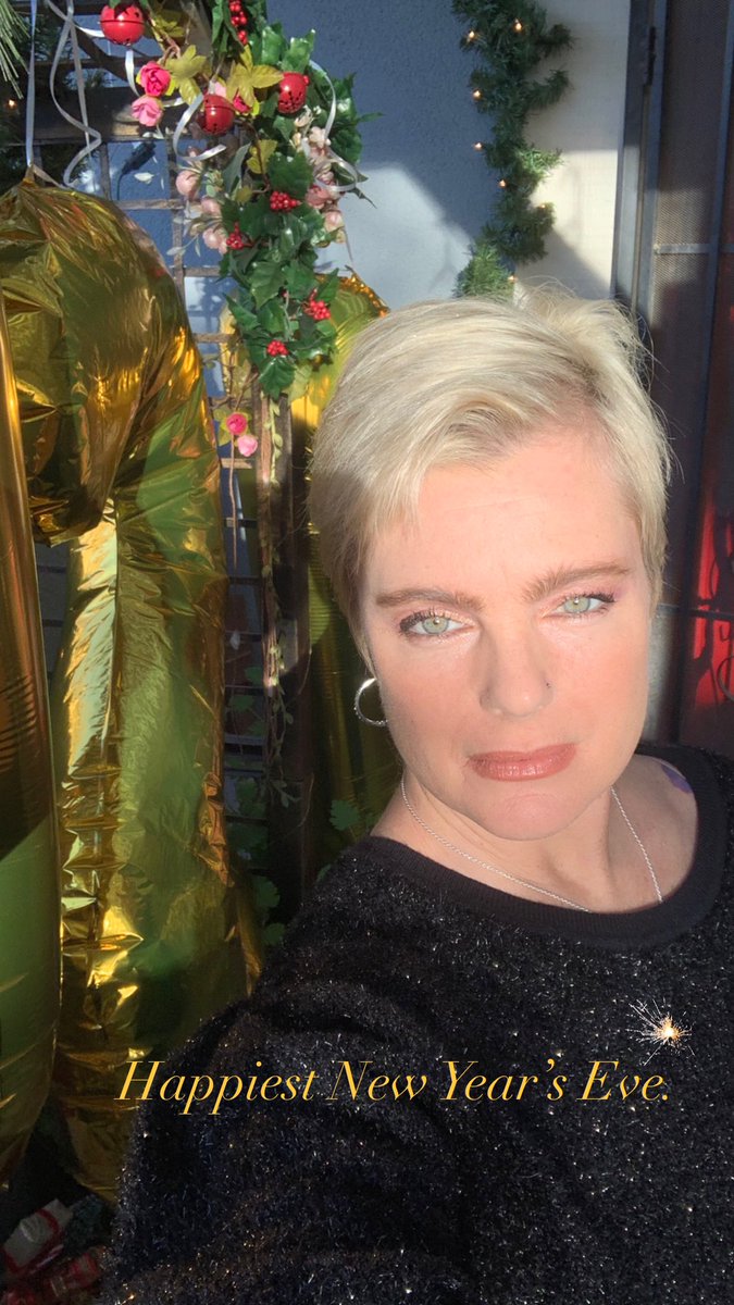 Erika Eleniak Erikaeleniak Twitter