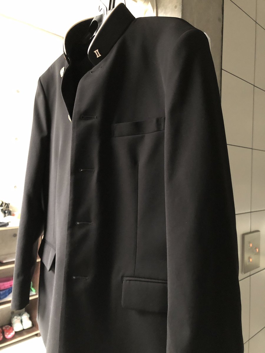 はな 洋服の青山で学生服購入 安い 娘の制服控えてるからありがたい 後は耐久性に期待 洋服の青山