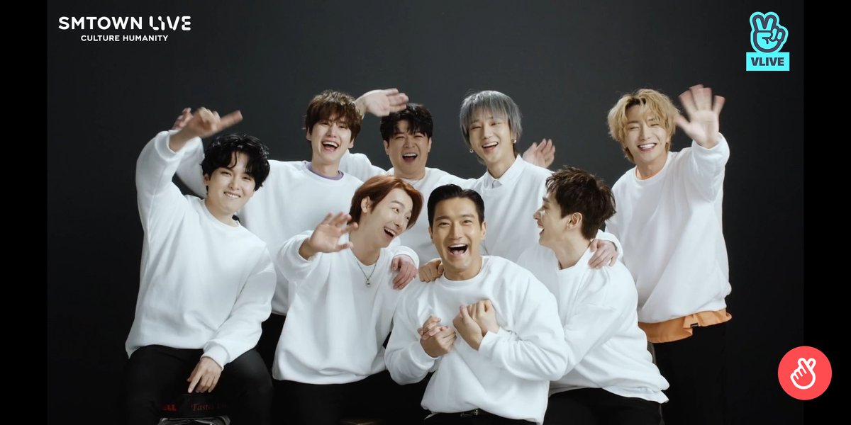 xx_elfcarat_lai's tweet photo. I live for those smiles tbh 
#SUPERJUNIOR @SJofficial https://t.co/wYs1x97s1k