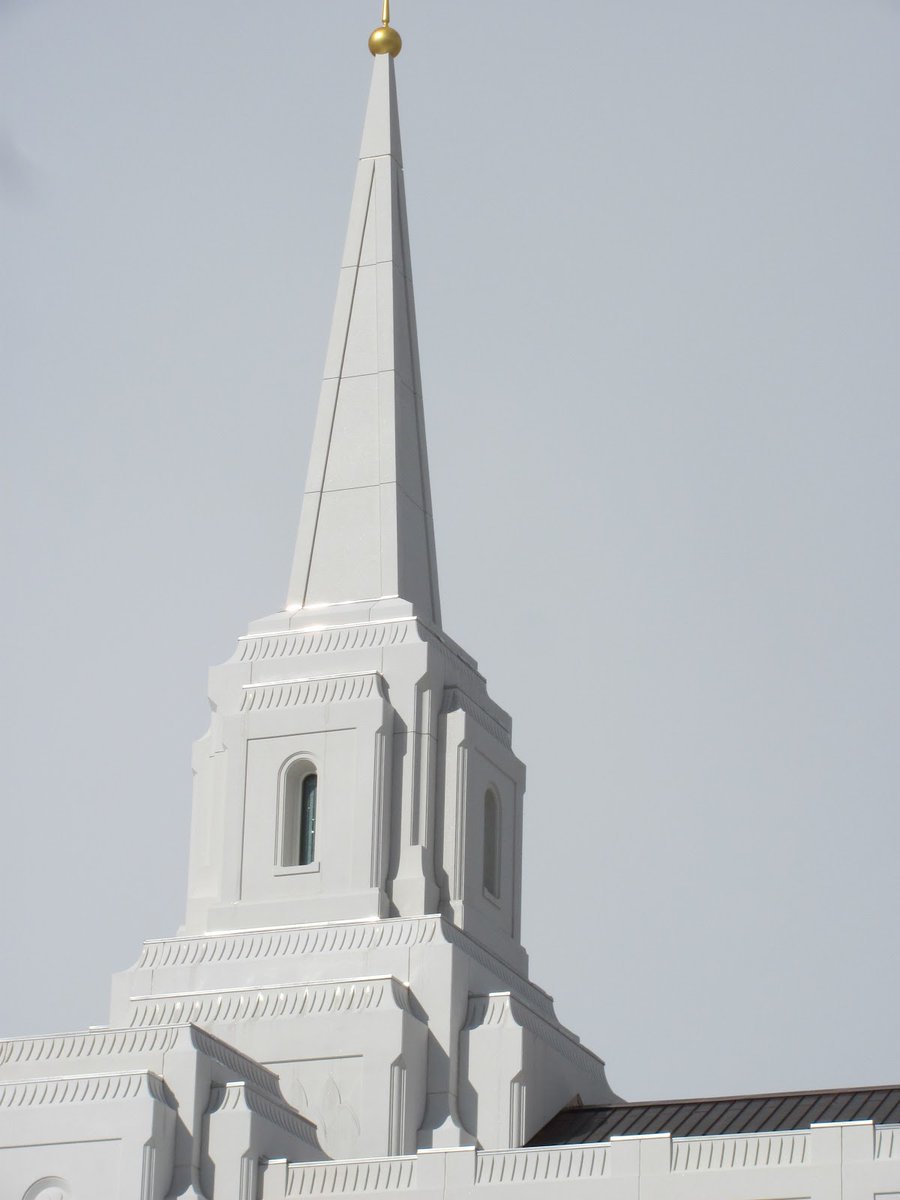 Never look at a Temple the same.That Sphere and Pillar and Angel on the top have more to do with the coming new age than we realize.I love you all.Make covenants with God or perish in the coming catastrophe.First war. Then the Heavens will Speak and Shake. #DezNat