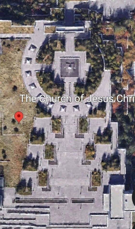 The crescent rotated counter-clockwise.The 9 pyramids on the conference center [built in 2000] are in a position that suggests a time, just before "midnight". Maybe 30 minutes or so..What are we counting down to? Who comes at midnight? The Bridegroom?The heavenly gate opens
