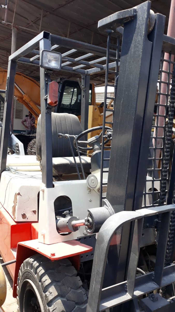 AstracEquipment's tweet photo. #UsedForklift #Nissan in 3 and 3.5 ton capacity available for sale. https://t.co/i1GA2KlWkz