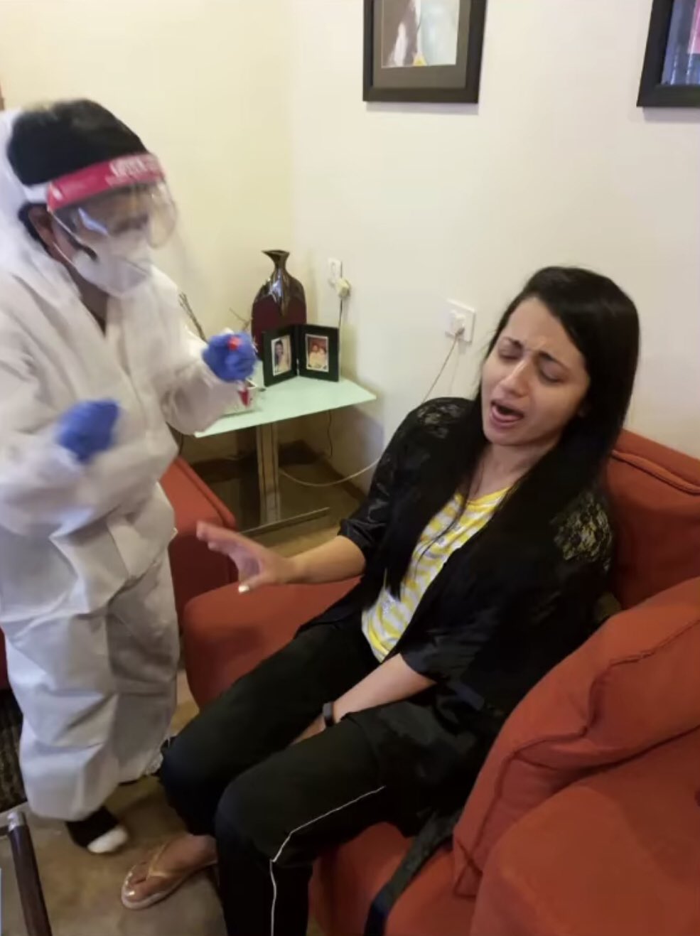 EqojvvWU0AI1abm?format=jpg&name=large