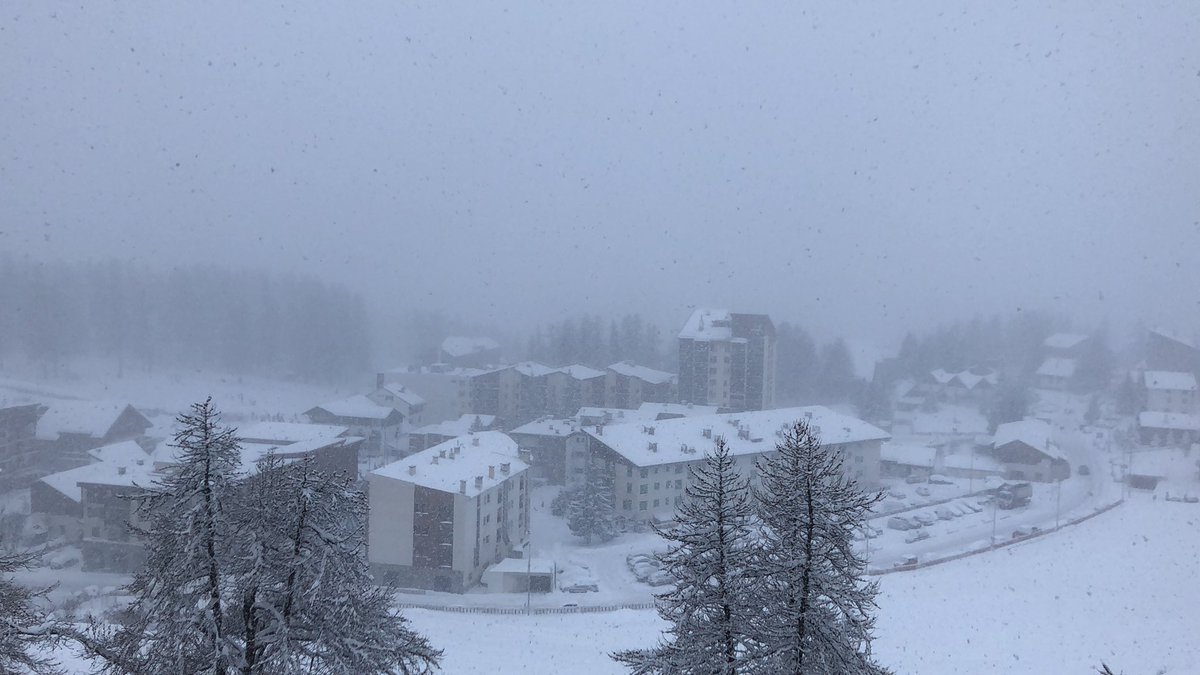 bchambaron's tweet image. Valberg ce matin 🤪😍❤️ 30 cm de neige ❄️ @meteo60 @NiceMeteo06 ça continue encore et encore  Bonne Année à tous @VALBERGAlpesSud #nouvelan2021 #firstdayof2021
