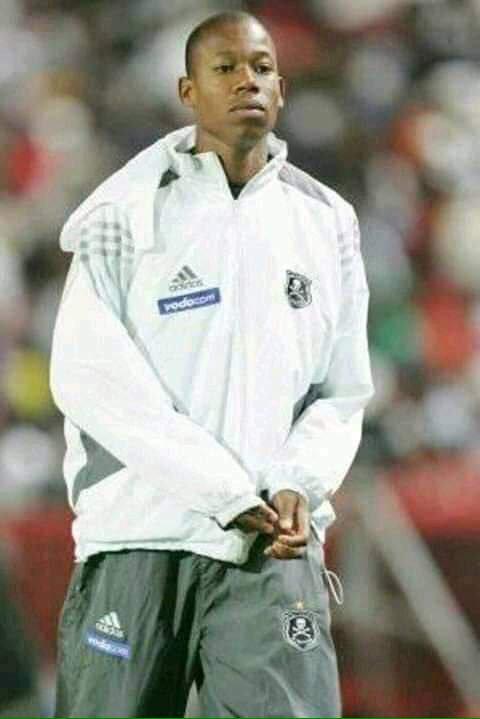 RealTebogoMoloi's tweet image. He has grown in leaps and bounds proud to have been a part of your journey and there when we signed you up for OPFC ☠️💀☠️☠️💀True Gentlemen Of The Game and Role Model To Upcoming Generation 👌🏼💪🏼❤️