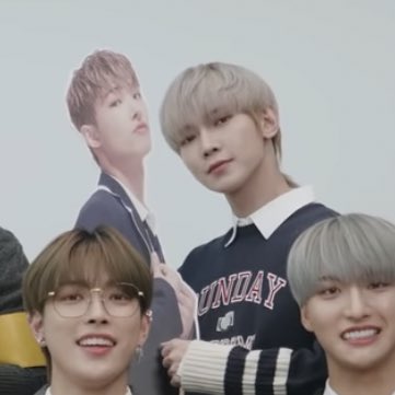 mingilights's tweet photo. THEY WERE TAKING A GROUP PHOTO AND YEOSANG WAS HOLDING ONTO A MINGI CUTOUT </3 https://t.co/1S5oSJkN50