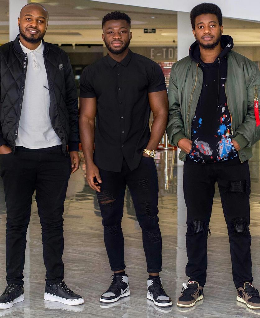 ibrahym_dansarkee (@dansarki_helper) on Twitter photo Praise to the most high
2020 a lot of sh*** has happened but hey we can only be grateful🙇🙌❤️ and show gratitude coz this thing called life is beyond all that so cheers to what we have learned, the changes we made and RIP to the we lost🙏🙏🙏 Praise to the most high
2020 a lot of sh*** has happened but hey we can only be grateful🙇🙌❤️ and show gratitude coz this thing called life is beyond all that so cheers to what we have learned, the changes we made and RIP to the we lost🙏🙏🙏