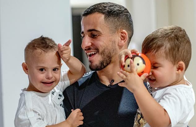 BeYz_A__'s tweet photo. Yine böyle güzel bakacaksın,
Yine böyle güzel güleceksin Tüm dualarımız seninle #omarelabdellaoui https://t.co/3yeTfVBHJq
