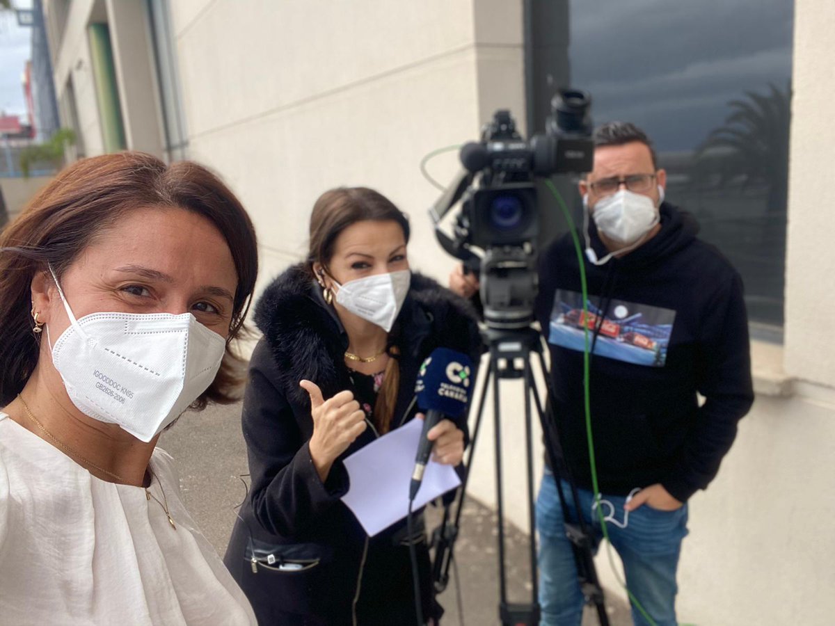 Aquí estamos con primeras noticas del año. #informativos <a href="/RTVCes/">RTVC</a>