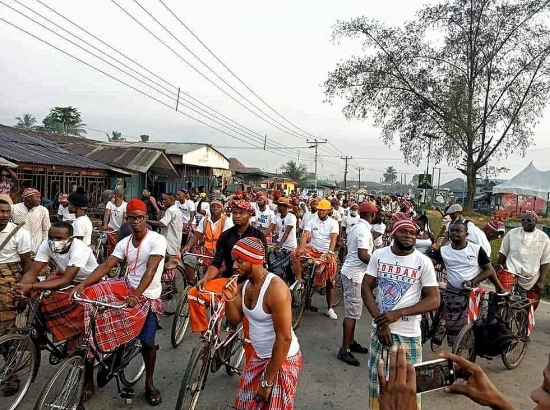 Theresa Tekenah's tweet - "Isiokpo Ikwerre people of Rivers state held a bicycle carnival to mark the end of year 2020. Mad oooðŸ’– " - Trendsmap