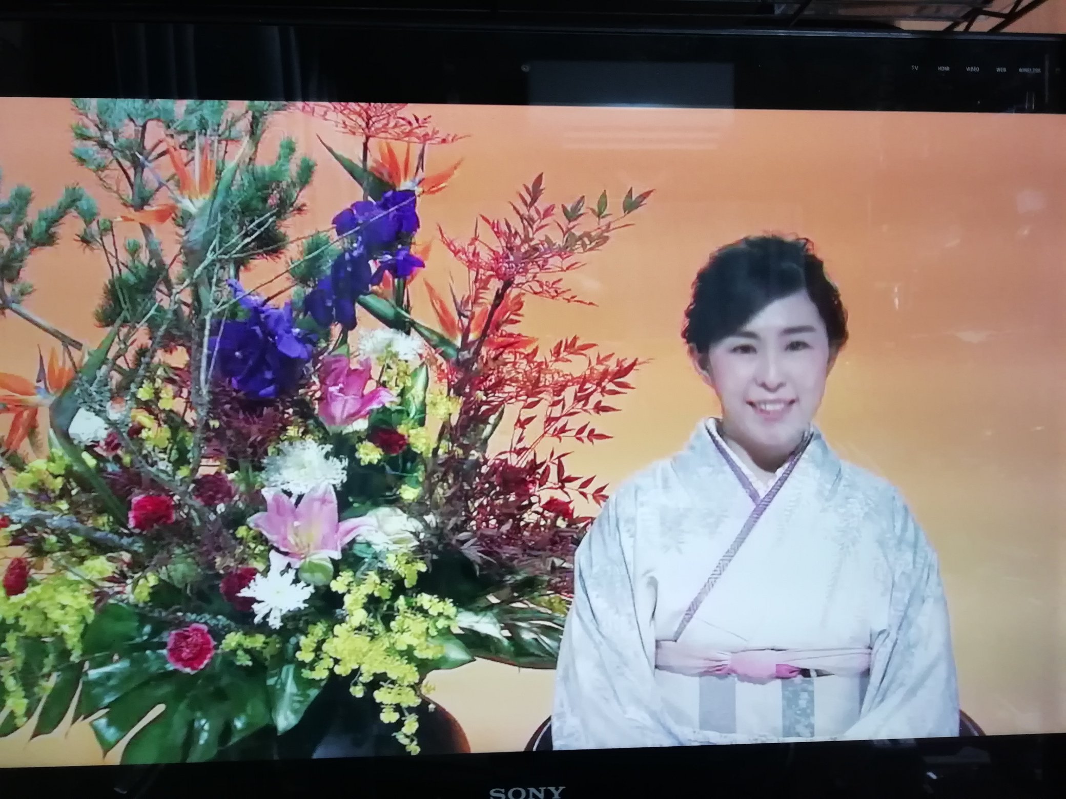 へけもれ Ktn にいた円田さん 今はナレーションの仕事してるみたいだけどなぜか正月の長崎物語のcmに毎年出てくる T Co Mbkgssujbj Twitter