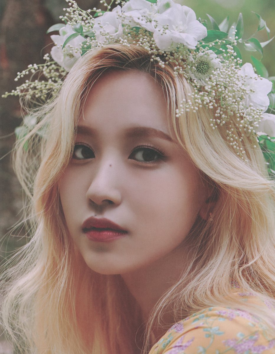 Mina - Yes, I Am Mina Photobook (80+ Images!) - KpopSource - Your Ultimate K-Pop Hub Mina - Yes, I Am Mina Photobook (80+ Images!) - KpopSource - Your Ultimate K-Pop Hub