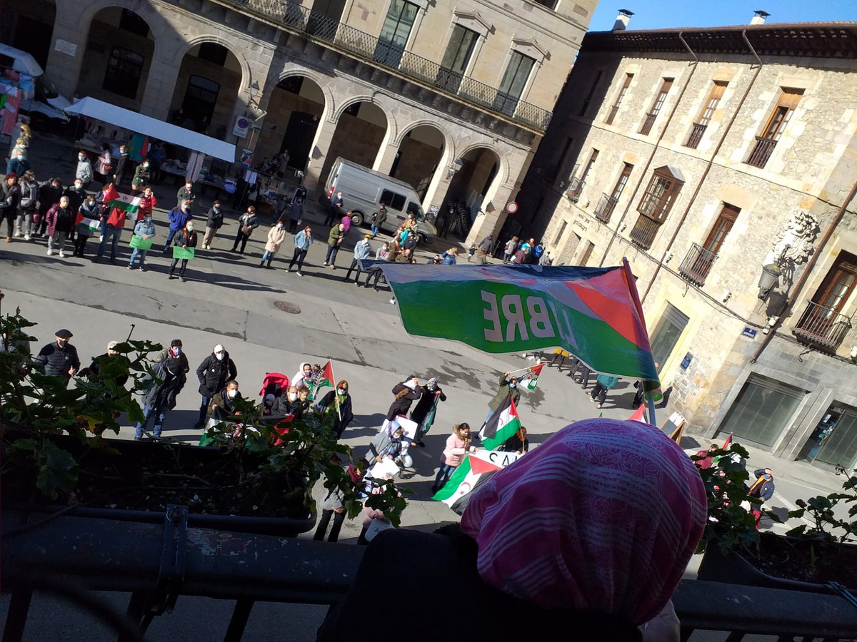 Herrien arteko elkartasuna, internazionalismoan, antiarrazismoan eta dekolonitatean pentsatu, jabetu eta ekinez