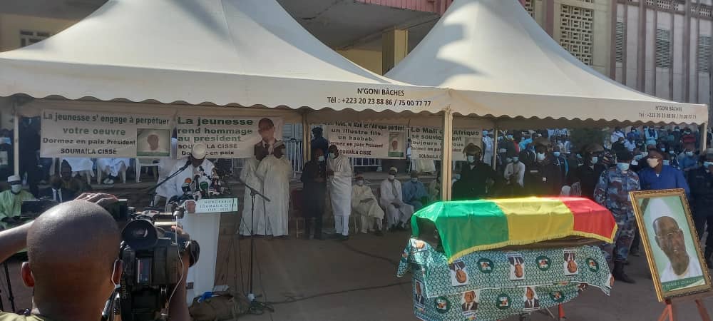 Journal du Mali (@jourdumali) on Twitter photo #Mali #SoumailaCisse #obsèques #NECROLOGIE
Les obsèques de <a href="/Soumailacisse/">Soumaïla CISSÉ</a> ce vendredi 1er janvier 2021 au Palais de la Culture Amadou Hampaté Ba de #Bamako #Mali #SoumailaCisse #obsèques #NECROLOGIE
Les obsèques de <a href="/Soumailacisse/">Soumaïla CISSÉ</a> ce vendredi 1er janvier 2021 au Palais de la Culture Amadou Hampaté Ba de #Bamako