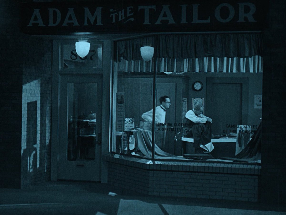 Happy Public Domain Day! Every piece of American art made in 1925 is now free from copyright.Here's a 5GB torrent I made of the Harold Lloyd silent classic The Freshman for you to download and do whatever you like with:  http://charlie.film/freshman.torrent