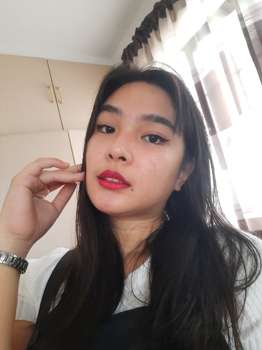 hmmshiiing's tweet photo. oks naman muka ko pag selfie pero pag iba kukuha ng litrato, nag iiba din fes ko lol😅 https://t.co/Qr7MCSibsd