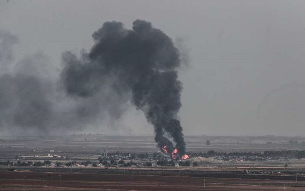 WRadioColombia's tweet photo. Cinco atacantes muertos en una operación suicida en una base rusa en Siria https://t.co/xgiFgCthEY https://t.co/awdlBjbkR4