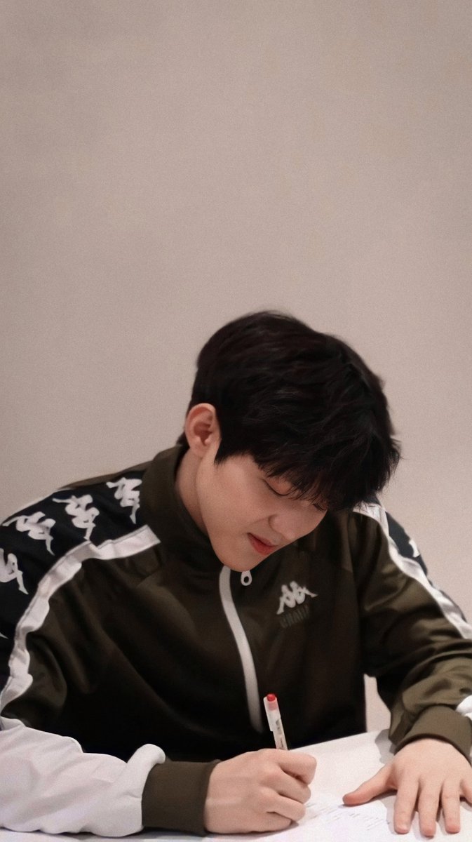 dowoon pics like boyfriend material. a short thread