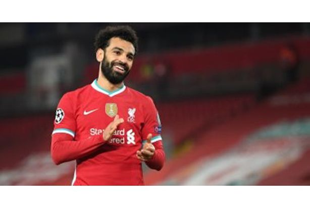 محمد صلاح يفاجئ الجماهير برسالة في بداية العام الجديد