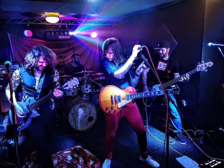 HAPPY NEW YEAR &amp; THANK YOU

2020 certainly has been a funny one!

Although we haven't seen you all as much as we would have liked, thank you for sticking with us in 2020.
We hope you had a very Merry Christmas &amp; wish you a very Happy New Year.

Here's to 2021, stay safe!

Walkway