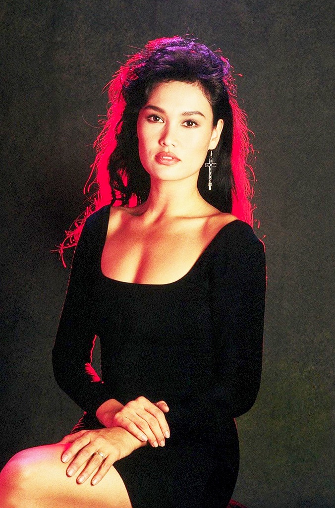Happy 54th Birthday to Tia Carrere! 